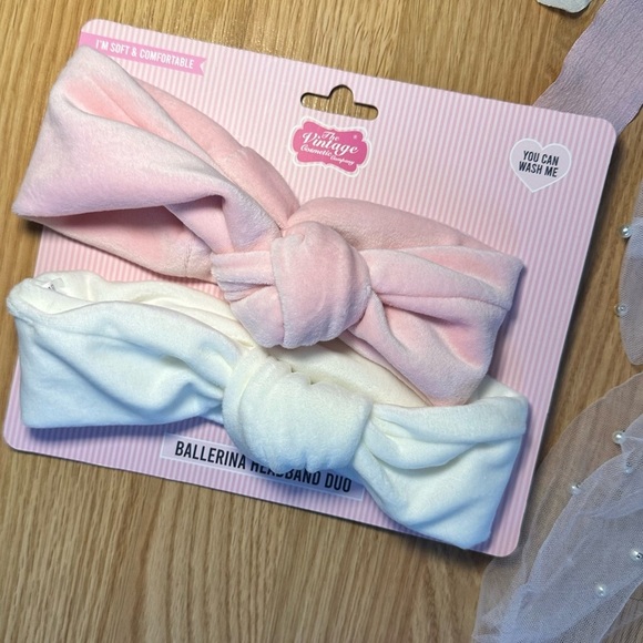 BRIDAL HAIR ACCESSORIES Pink & White Bridal Hair Bundle, Bow Hair Clips - Picture 6 of 7